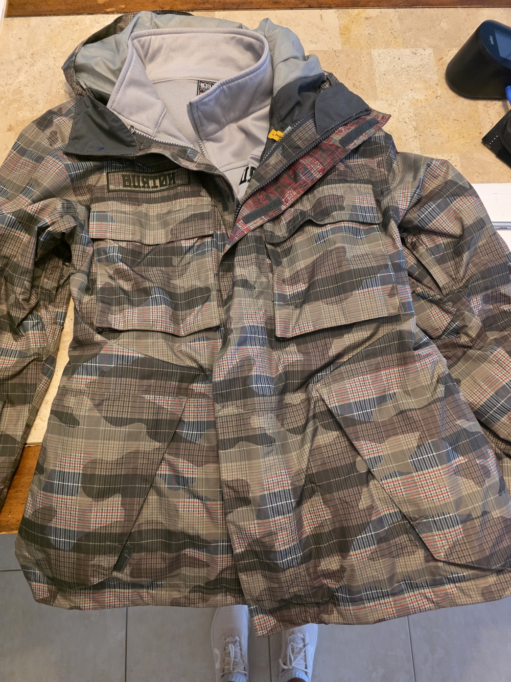 Burton Men's Olive and Gray Plaid Camo Field Jacket